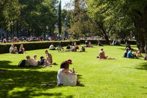 1740471534-helsinki-889834_1280-1200x800
