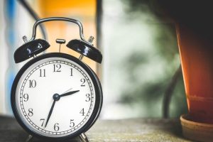 1712738937-1709045203-clock-650753_1920-750x500