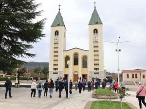 medjugorje-se-sprema-za-rekordnu-sezonu-stizu-turisti-iz-cijelog-svijeta-fsdvdf_67f0edc948246