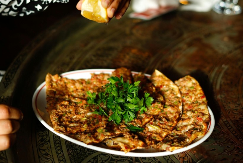 lahmacun-1747061853-821x550