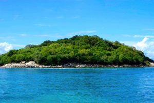 albania-ksamil-pexels-1-1748944024-821x550