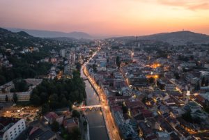 pexels-sarajevo-1750063336-821x550