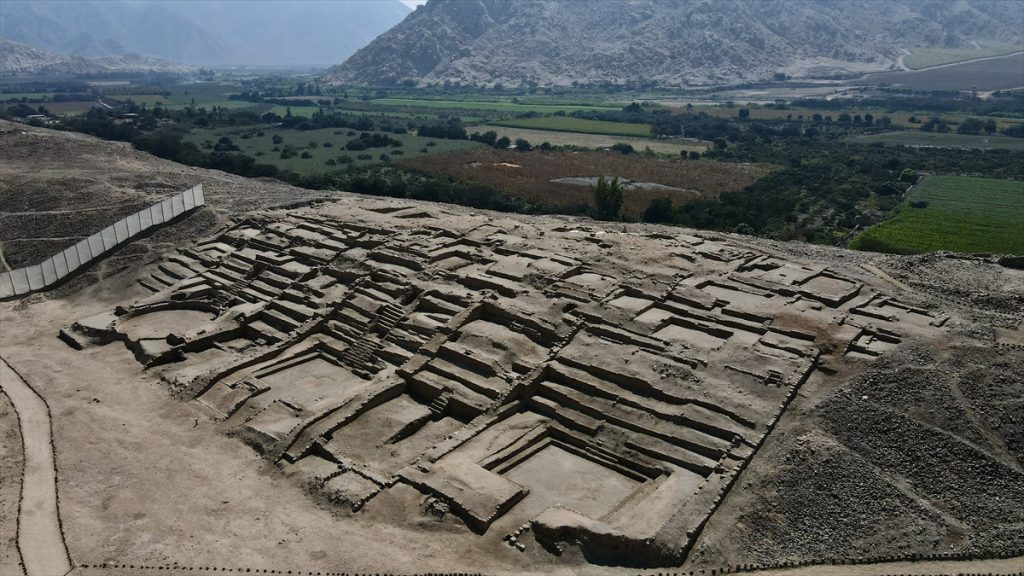 Peru drevni grad AA