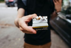 cigare-pexels-1-1752290448-821x550