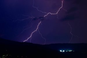 1721111029-munja-sarajevo-grom-nevrijeme