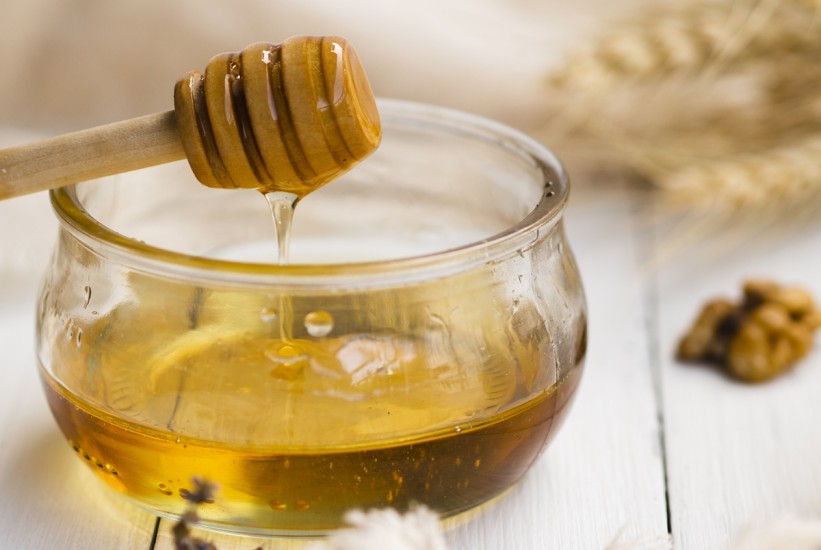 front-view-delicious-honey-1768564969-821x550