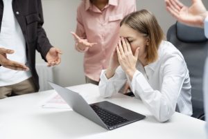 workplace-violence-taking-place-colleagues-1769067274-821x550