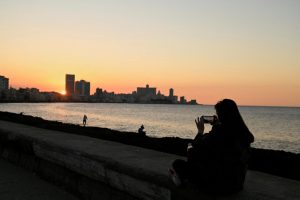 FILE PHOTO: Deepening fuel crisis batters Cuba's tourism trade