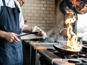 najtrazenija-zanimanja-u-2026-prodavaci-vozaci-sivaci-konobari-kuhari-kuhar-5_69832f827eb1b