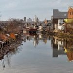 Stan za 25.000 dolara s pogledom na kanalizaciju