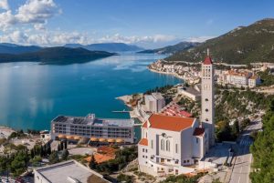 neum-5-1755422920-821x550
