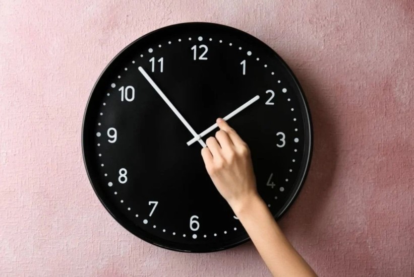 pomicanje-pomjeranje-ljetno-sata-foto-1772360193-821x550
