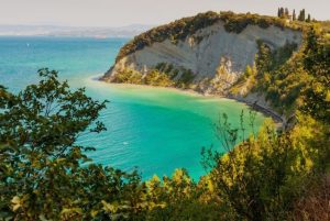 view-moon-bay-strunjan-reserve-slovenia-106485-3898-1774439800-821x550
