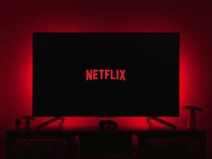 netflix-u-maju-brise-veliki-broj-poznatih-filmova-i-serija-fdsgfdhgfjghkhjlk_69d3ac52b2177