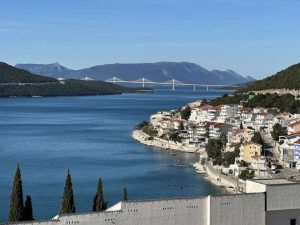 Neum