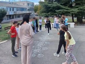 skola-u-bih-zabranila-mobitele-sminkanje-lakirane-nokte-farbanje-kose-sdsyvssdvbdf_69f59915bbe1b