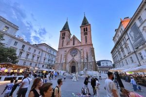 turizam-bpsna-i-hercegovina-shutterstock-1000x667