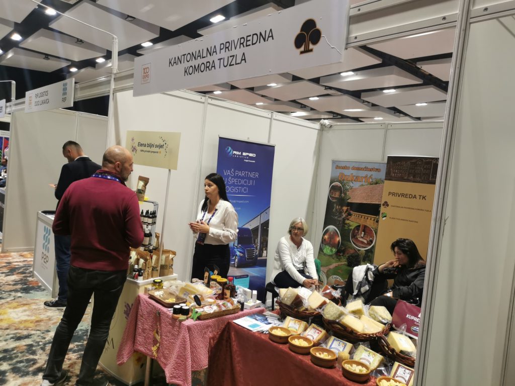 SA100Expo1